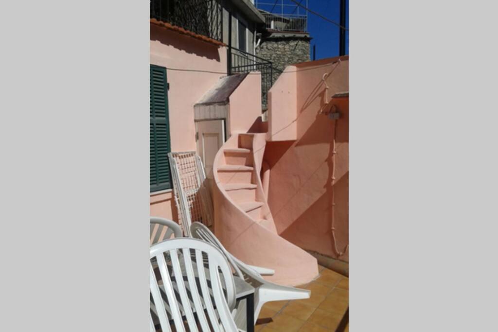 Вілла Casa Venezia In Airole, Liguria, Italy Екстер'єр фото