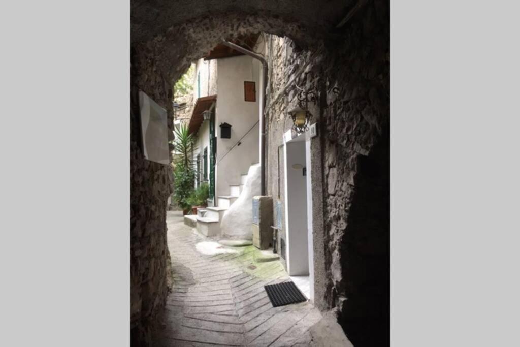 Вілла Casa Venezia In Airole, Liguria, Italy Екстер'єр фото