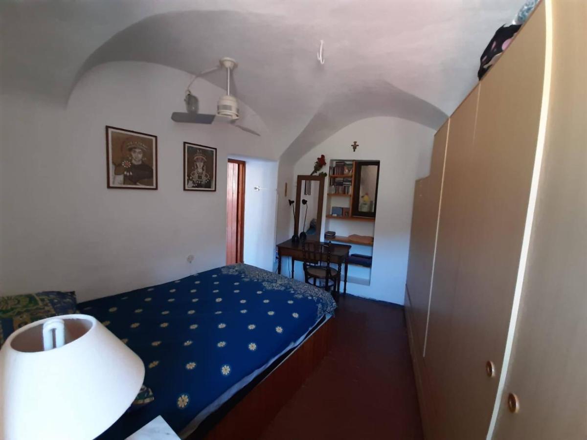 Вілла Casa Venezia In Airole, Liguria, Italy Екстер'єр фото